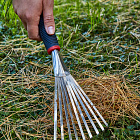 Эргономичная ручка из нескользящего материала для комфортного захвата.