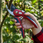 Эргономичные ручки  с покрытием из нескользящего материла  для комфортного захвата.