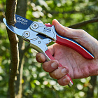 Эргономичные ручки с покрытием из нескользящего материла для комфортного захвата