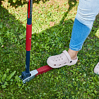 Удалитель сорняков длиной 110 см предназначен для удаления одуванчиков, чертополоха и других инвазивных сорняков.