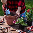 Эргономичная ручка из нескользящего материала для комфортного захвата.
